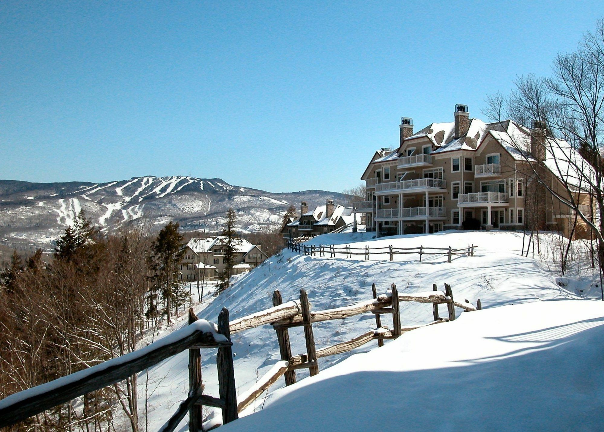 Cap Tremblant Mountain Resort Mont-Tremblant Exterior foto